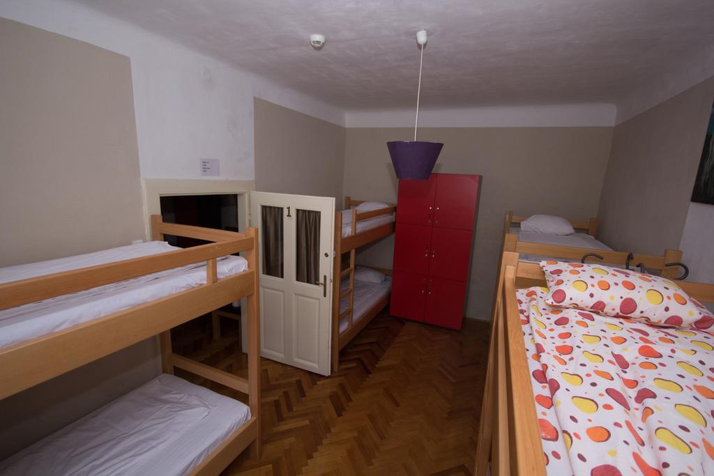 Hostel Pangeea Sibiu Exteriör bild